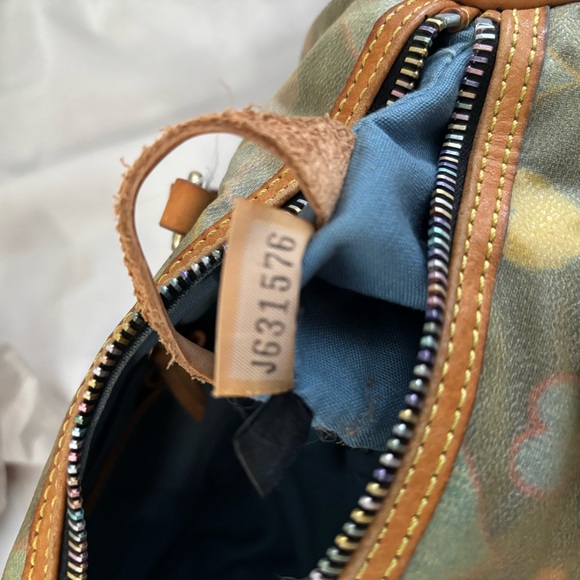 Dooney & Bourke Coated Canvas Heart Print Small Barrel Shoulder Bag Brown - Picture 12 of 14